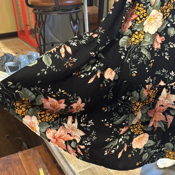 Reformation Black Maxi Dress with Peach and Green Floral Print - Picture 10 of 10